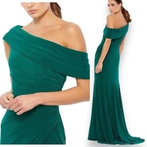 Mac Duggal 26517 NWT FOLDOVER OFF-THE-SHOULDER SLIT GOWN